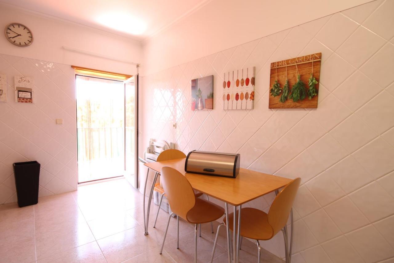 Granny'S House By Trip2Portugal Apartment Carvoeira Luaran gambar